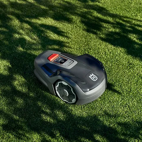 ロボット芝刈り機